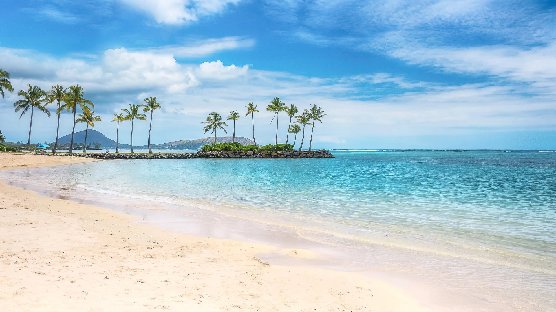 Playa y entorno del Hotel La Croix en Honolulu